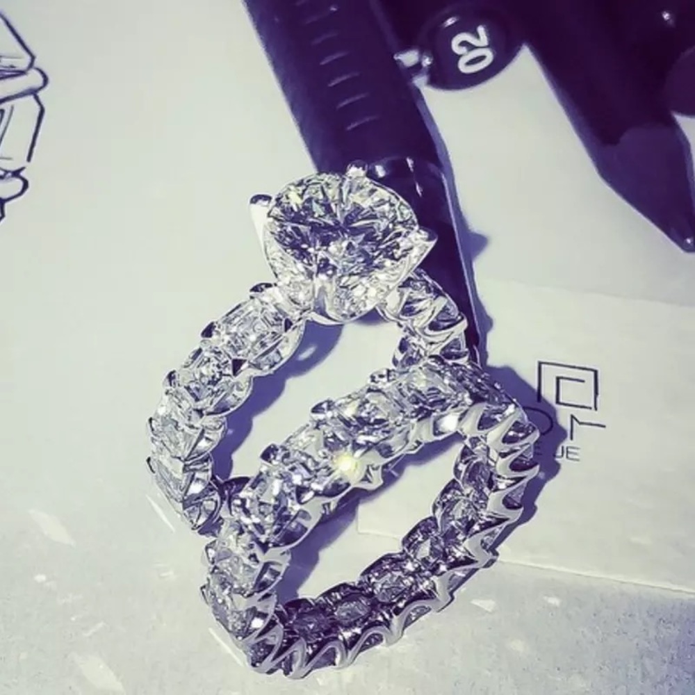 🚢 Emerald Cut Dia Solitaire or Eternity Ring